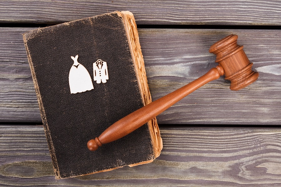 Divorce Lawyer