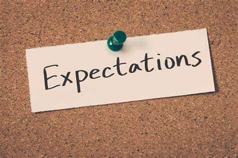 Managing Expectations: Key To Avoiding Relationship Pitfalls
